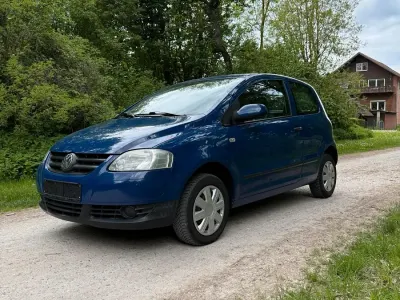 Gebraucht VW Fox 55 PS (40 kW) 2007 Blau Kleinwagen