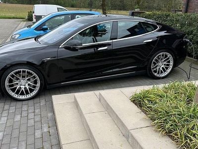 Gebraucht Tesla Model S 309 kW (421 PS) 2015 Schwarz Kleinwagen