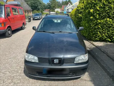Gebraucht Seat Cordoba 68 PS (50 kW) 2000 Schwarz Kombi