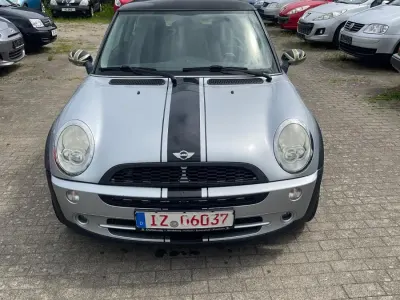 Gebraucht Mini ONE 90 PS (66 kW) 2004 Silber Kleinwagen