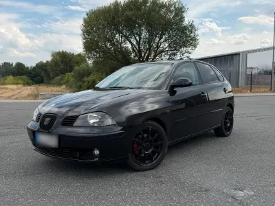 Gebraucht Seat Ibiza 64 PS (47 kW) 2002 Schwarz Kleinwagen