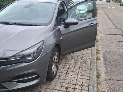 Gebraucht Opel Astra 105 PS (77 kW) 2021 Grau Limousine