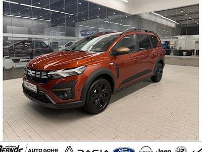 Terracottabraun met. (cnz) Gebraucht 2025 Dacia Jogger Extreme Van / Kleinbus | 20.880 € (Fairer Preis)