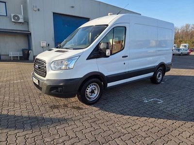 Weiß Gebraucht 2015 Ford Transit Van / Kleinbus | 12.900 €