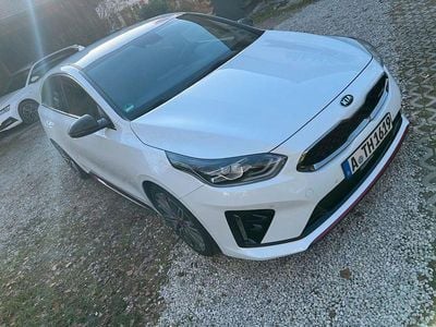 Usata Kia ProCeed GT GT 204 CV (150 kW) 2019 Bianco Utilitaria