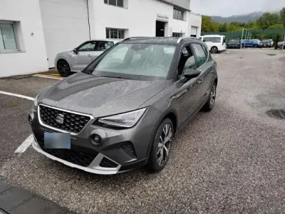 Gebraucht Seat Arona CONNECT 95 PS (69 kW) 2024 Kliffgrau SUV