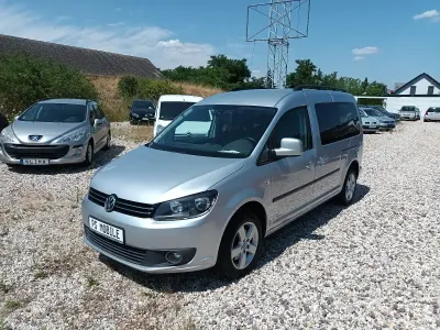 Gebraucht VW Caddy Maxi Comfortline 140 PS (102 kW) 2015 Silber Van / Kleinbus