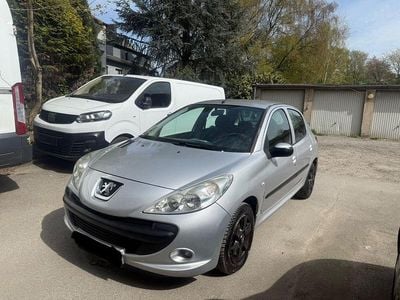 Usata Peugeot 206 Basis 75 CV (55 kW) 2009 Grigio Berlina