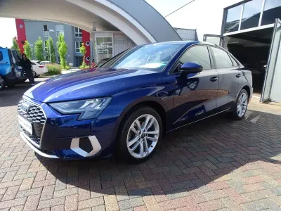 Gebraucht Audi A3 Sport 150 PS (110 kW) 2023 Blau Limousine
