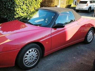 Gebraucht Alfa Romeo Spider Lusso 150 PS (110 kW) 1996 Rot Cabrio