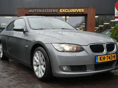 Gebraucht BMW 320 170 PS (125 kW) 2008 Spacegrey metallic (a52) Coupé