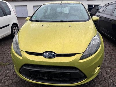 Gebraucht Ford Fiesta Trend 60 PS (44 kW) 2009 Grün Kleinwagen