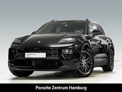 Second-hand Porsche Macan 4 Electric 300 kW (408 CP) 2025 Negru SUV