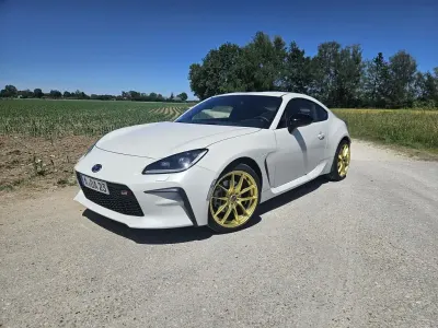 Gebraucht Toyota GR86 234 PS (172 kW) 2023 Weiß Coupé