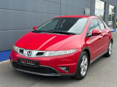 Brugt Honda Civic Comfort 99 HK (72 kW) 2011 Rød Sedan