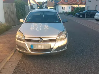Gebraucht Opel Astra 125 PS (91 kW) 2004 Silber Limousine