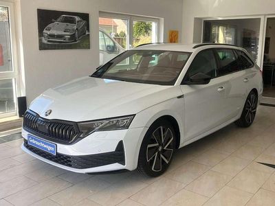 Gebraucht Skoda Octavia SportLine 150 PS (110 kW) 2025 Moon weiß Kombi