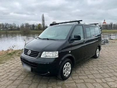 Gebraucht VW Multivan 105 PS (77 kW) 2006 Schwarz Van / Kleinbus