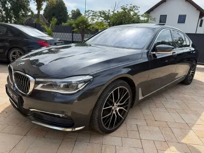 Gebraucht BMW 740 Sport Line 326 PS (239 kW) 2016 Grau Limousine