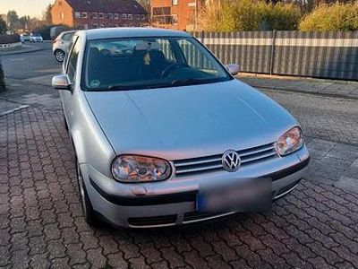 Gebraucht VW Golf IV 75 PS (55 kW) 2002 Silber Kleinwagen