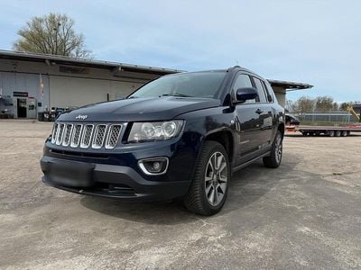 Gebraucht Jeep Compass Limited 136 PS (100 kW) 2014 Blau SUV