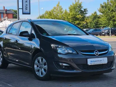 Gebraucht Opel Astra Style 120 PS (88 kW) 2015 Grau Limousine