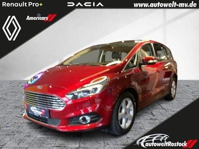 Gebraucht Ford S-MAX Titanium 239 PS (175 kW) 2017 Rot Van / Kleinbus