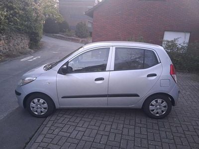 Second-hand Hyundai i10 65 CP (47 kW) 2008 Argintiu Hatchback