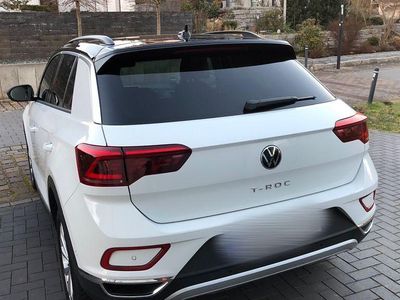 Gebraucht VW T-Roc 150 PS (110 kW) 2023 Weiß SUV