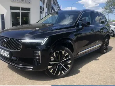 Używany Volvo XC90 Plus 455 KM (334 kW) 2025 Czarny SUV