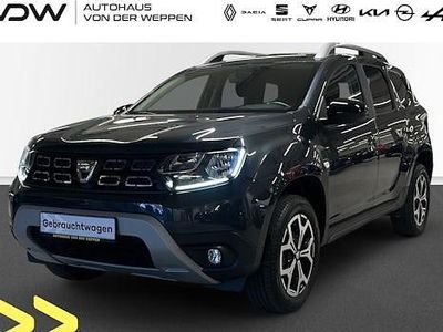 Grau Gebraucht 2021 Dacia Duster Celebration SUV | 16.900 € (Fairer Preis)
