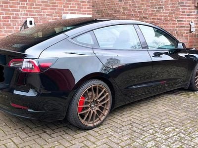 Schwarz Gebraucht 2021 Tesla Model 3 Performance Limousine | 26.500 € (Fairer Preis)