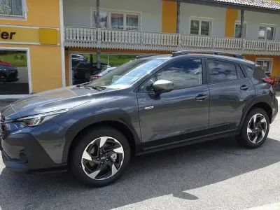 Neu Subaru Crosstrek Active 136 PS (100 kW) 2025 Grau SUV