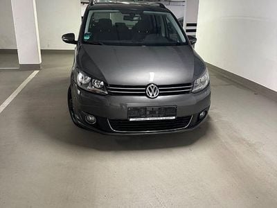 Gebraucht VW Touran Life 105 PS (77 kW) 2012 Grau Van / Kleinbus