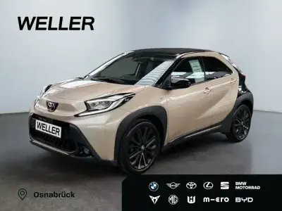 Gebraucht Toyota Aygo X Style 72 PS (52 kW) 2023 Beige SUV