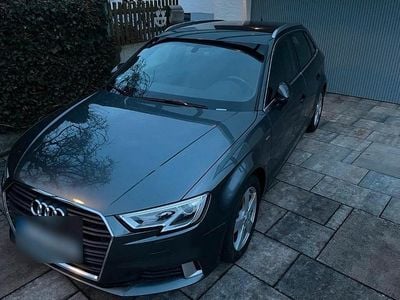 Gebraucht Audi A3 Sport 150 PS (110 kW) 2018 Grau Limousine