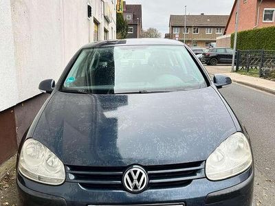 Gebraucht 2005 VW Golf IV Trendline Limousine | 3.500 € (Etwas zu teuer)