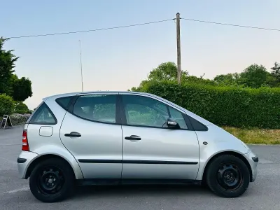 Używany Mercedes A170 Classic 95 KM (69 kW) 2004 Srebrny Hatchback