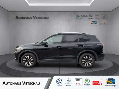 Gebraucht VW Tiguan Life 193 PS (141 kW) 2024 Schwarz SUV