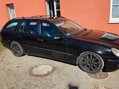 Gebraucht Mercedes E320 Avantgarde 224 PS (164 kW) 2007 Schwarz Kombi