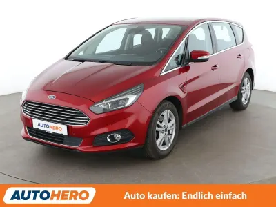 Gebraucht Ford S-MAX Titanium 179 PS (131 kW) 2018 Rot Van / Kleinbus