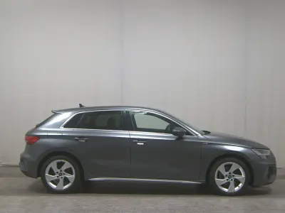 Gebraucht Audi A3 S-Line 116 PS (85 kW) 2020 Grau Limousine