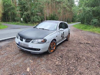 Gebraucht Nissan Almera Acenta+ 98 PS (72 kW) 2005 Weiß Limousine