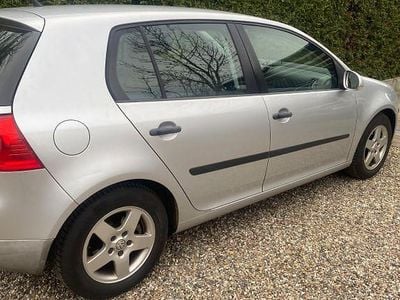 Gebraucht VW Golf IV Trendline 116 PS (85 kW) 2006 Silber Limousine