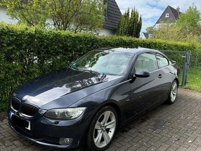 Gebraucht BMW 320 170 PS (125 kW) 2009 Blau Coupé