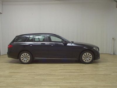 Gebraucht Mercedes C200 160 PS (117 kW) 2019 Schwarz Limousine