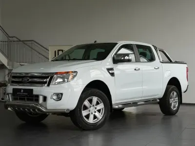 Gebraucht Ford Ranger Limited 150 PS (110 kW) 2015 Frostweiß Pickup