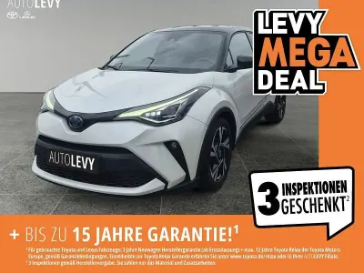 Gebraucht Toyota C-HR T2 122 PS (89 kW) 2022 Platinumweiß perleffekt/ dach schwarz SUV
