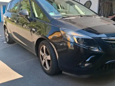 Gebraucht Opel Zafira 140 PS (102 kW) 2015 Schwarz Van / Kleinbus
