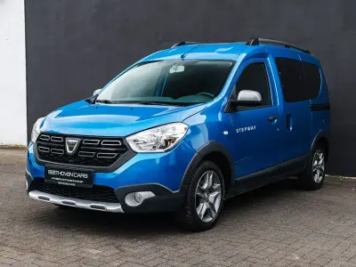 Gebraucht Dacia Dokker Stepway 131 PS (96 kW) 2019 Blau Van / Kleinbus